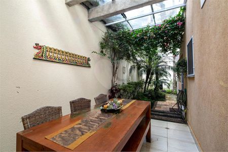 Casa à venda com 5 quartos, 380m² em Santo Amaro, São Paulo