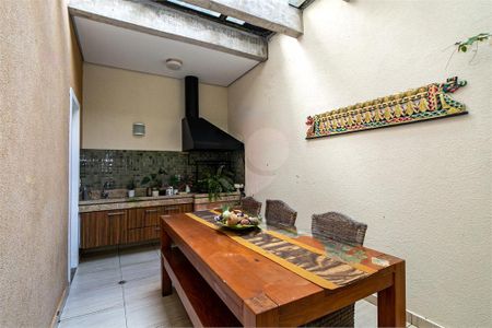 Casa à venda com 5 quartos, 380m² em Santo Amaro, São Paulo