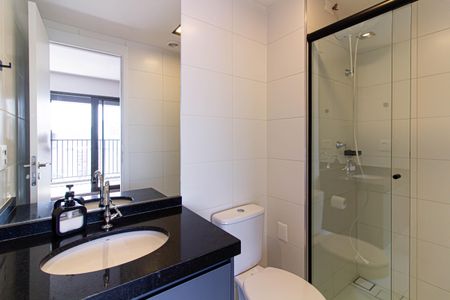 Studio para alugar com 32m², 1 quarto e sem vaga Studio para alugar com 32m², 1 quarto e sem vagaBanheiro