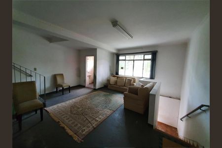 Casa à venda com 2 quartos, 177m² em Vila Mariana, São Paulo