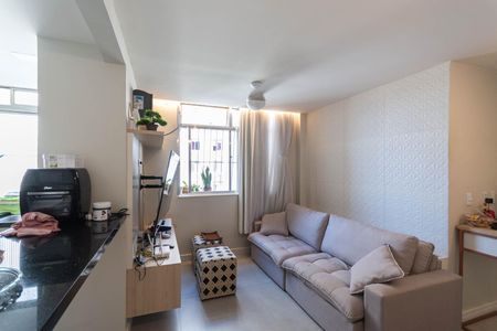 Sala de apartamento à venda com 2 quartos, 70m² em Vila Isabel, Rio de Janeiro