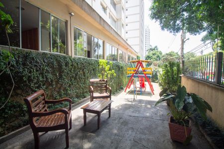 Apartamento à venda com 75m², 2 quartos e 1 vagaÁrea comum