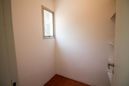 Apartamento à venda com 75m², 2 quartos e 1 vagaDispensa 