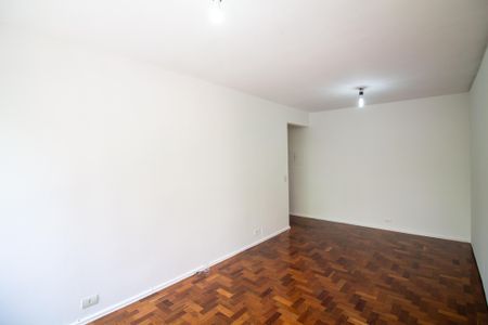 Apartamento à venda com 75m², 2 quartos e 1 vagaSala / Sala de Jantar