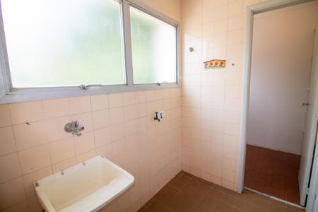 Apartamento à venda com 75m², 2 quartos e 1 vagaÁrea de Serviço