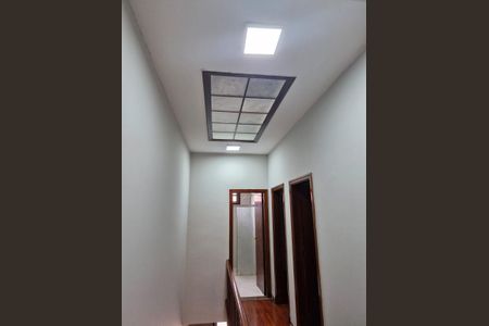 Casa à venda com 118m², 3 quartos e 2 vagas