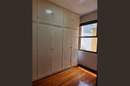 Casa à venda com 118m², 3 quartos e 2 vagas