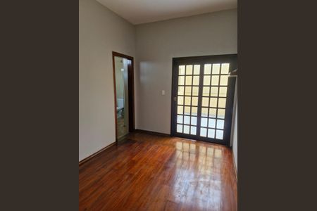 Casa à venda com 118m², 3 quartos e 2 vagas