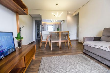 Apartamento para alugar com 74m², 3 quartos e 1 vagaSala
