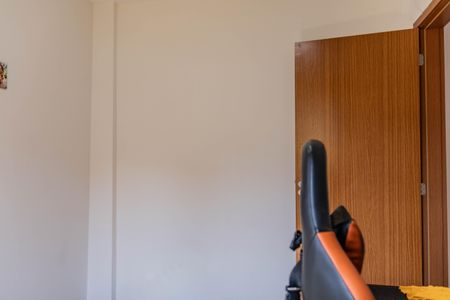 Quarto 2 de apartamento para alugar com 2 quartos, 49m² em Milionários, Belo Horizonte