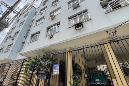 Apartamento à venda com 173m², 3 quartos e 1 vagaPlaquinha