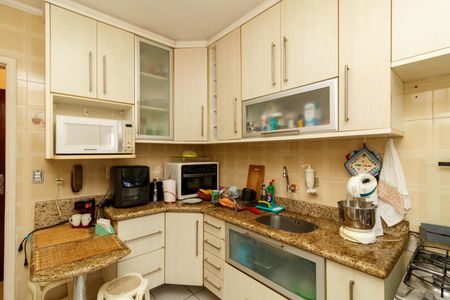 Apartamento à venda com 75m², 2 quartos e 2 vagasCozinha