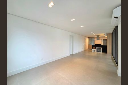 Apartamento para alugar com 140m², 2 quartos e 2 vagas Apartamento para alugar com 140m², 2 quartos e 2 vagasSala