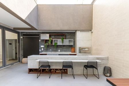 Apartamento para alugar com 140m², 2 quartos e 2 vagas Apartamento para alugar com 140m², 2 quartos e 2 vagasÁrea comum - Churrasqueira