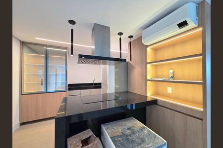 Apartamento para alugar com 140m², 2 quartos e 2 vagas Apartamento para alugar com 140m², 2 quartos e 2 vagasCozinha