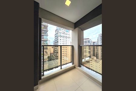 Apartamento para alugar com 140m², 2 quartos e 2 vagas Apartamento para alugar com 140m², 2 quartos e 2 vagasVaranda da Suíte 1