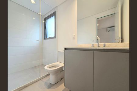 Apartamento para alugar com 140m², 2 quartos e 2 vagas Apartamento para alugar com 140m², 2 quartos e 2 vagasBanheiro da Suíte 1