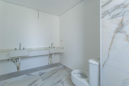 Apartamento para alugar com 144m², 2 quartos e 2 vagasBanheiro da Suíte 2