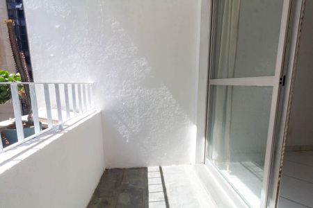 Apartamento à venda com 56m², 2 quartos e 1 vagaVaranda