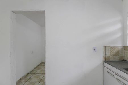 Sala/Cozinha de casa para alugar com 1 quarto, 28m² em Aricanduva, São Paulo