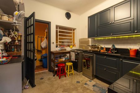 Casa à venda com 170m², 3 quartos e 1 vaga