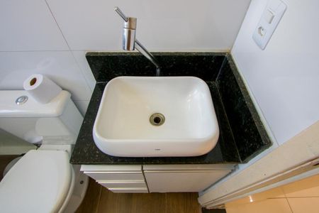 Apartamento para alugar com 45m², 2 quartos e 1 vaga Apartamento para alugar com 45m², 2 quartos e 1 vagaBanheiro