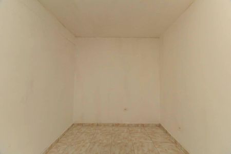 Casa para alugar com 30m², 1 quarto e sem vaga Casa para alugar com 30m², 1 quarto e sem vagaSala