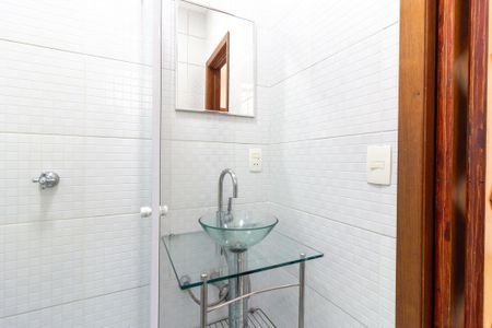 Casa à venda com 95m², 3 quartos e 1 vaga Casa à venda com 95m², 3 quartos e 1 vagaBanheiro da Suíte