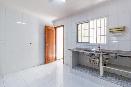 Casa à venda com 95m², 3 quartos e 1 vaga Casa à venda com 95m², 3 quartos e 1 vagaCozinha