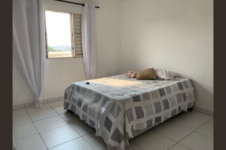 Casa à venda com 300m², 2 quartos e 2 vagas Casa à venda com 300m², 2 quartos e 2 vagasQuarto