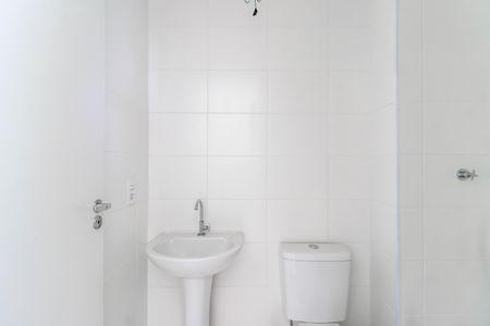 Apartamento à venda com 36m², 2 quartos e 1 vaga Apartamento à venda com 36m², 2 quartos e 1 vagaBanheiro