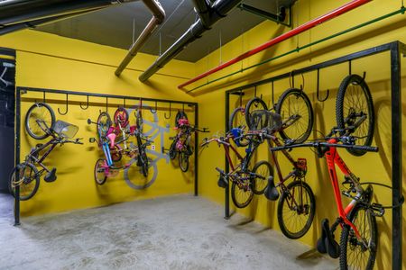 Apartamento à venda com 36m², 2 quartos e 1 vaga Apartamento à venda com 36m², 2 quartos e 1 vagaÁrea comum - Bicicletário