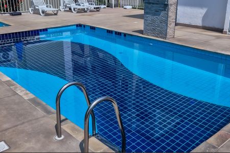 Apartamento à venda com 56m², 3 quartos e 1 vagaÁrea comum piscina 