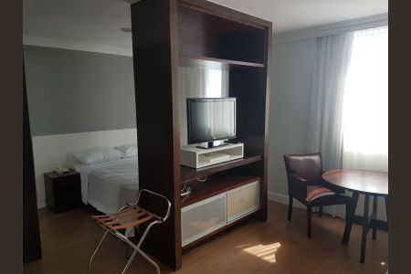Foto 03 de apartamento à venda com 1 quarto, 25m² em Itaim Bibi, São Paulo