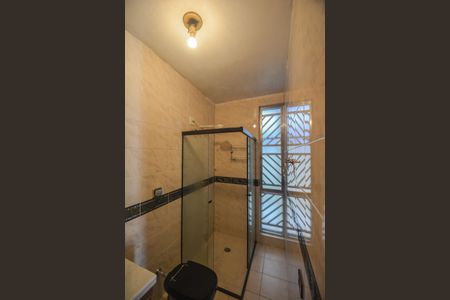 Casa à venda com 213m², 3 quartos e 4 vagasBanheiro