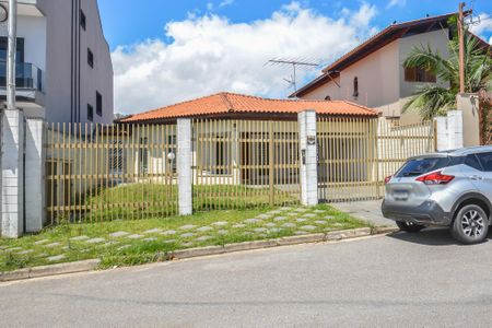 Casa à venda com 213m², 3 quartos e 4 vagasFachada