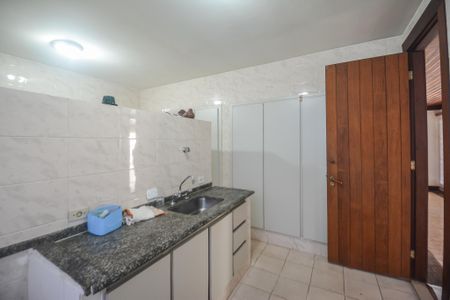 Casa à venda com 213m², 3 quartos e 4 vagasCozinha