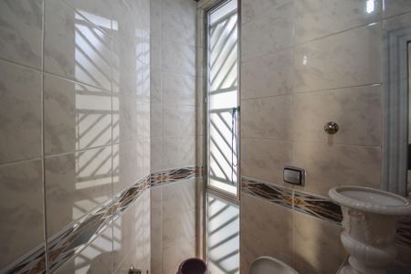 Casa à venda com 213m², 3 quartos e 4 vagasLavabo