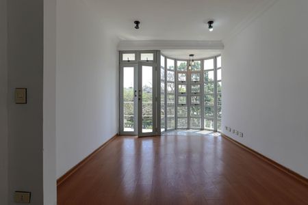Casa para alugar com 273m², 3 quartos e 4 vagas Casa para alugar com 273m², 3 quartos e 4 vagasSuíte 2