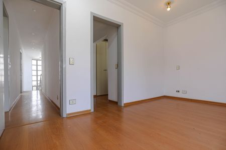 Casa para alugar com 273m², 3 quartos e 4 vagas Casa para alugar com 273m², 3 quartos e 4 vagasSuíte 3