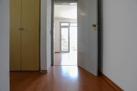 Casa para alugar com 273m², 3 quartos e 4 vagas Casa para alugar com 273m², 3 quartos e 4 vagasCloset da Suíte 3