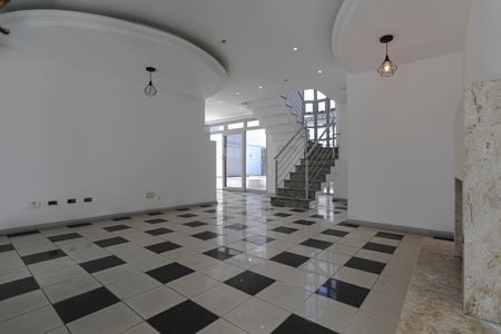 Sala de casa para alugar com 3 quartos, 273m² em Vila Oliveira, Mogi das Cruzes