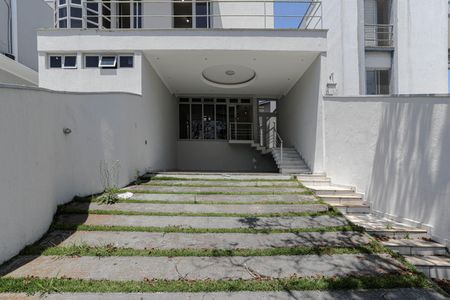 Casa para alugar com 273m², 3 quartos e 4 vagas Casa para alugar com 273m², 3 quartos e 4 vagasGaragem