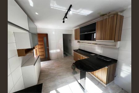 Casa à venda com 158m², 2 quartos e 2 vagas