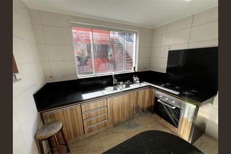 Casa à venda com 158m², 2 quartos e 2 vagas