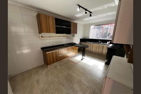 Casa à venda com 2 quartos, 158m² em Parque Jabaquara, São Paulo