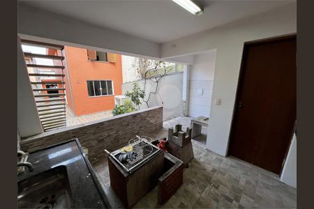 Casa à venda com 158m², 2 quartos e 2 vagas