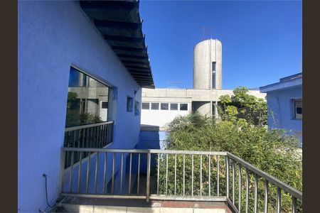 Casa à venda com 3 quartos, 300m² em Jardim do Mar, São Bernardo do Campo