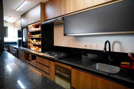 Apartamento à venda com 94m², 2 quartos e 2 vagas Apartamento à venda com 94m², 2 quartos e 2 vagasCozinha