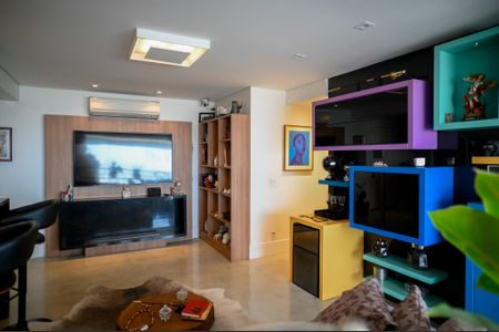 Sala de apartamento à venda com 2 quartos, 94m² em Vila Brasilio Machado, São Paulo